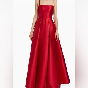 Vera Wang Elegant Red Gown